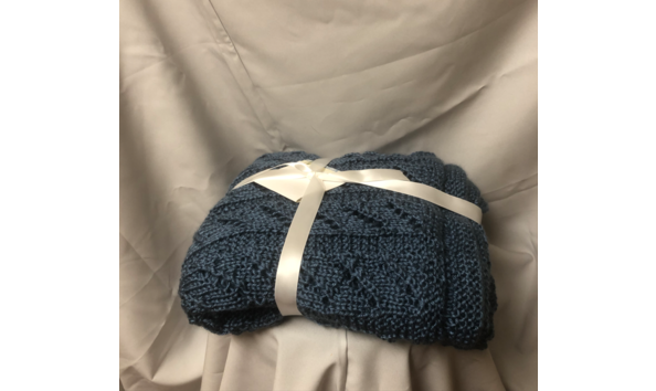 Big image dark blue lapghan