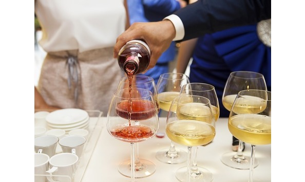 Big image wine 2373500 640