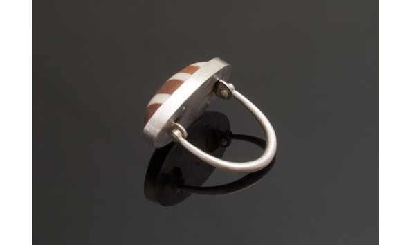 Big image j106 chin   seuss scarab ring 2