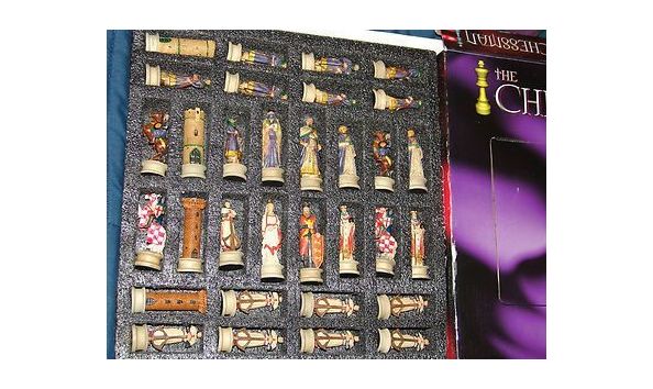 Big image crusaders chess