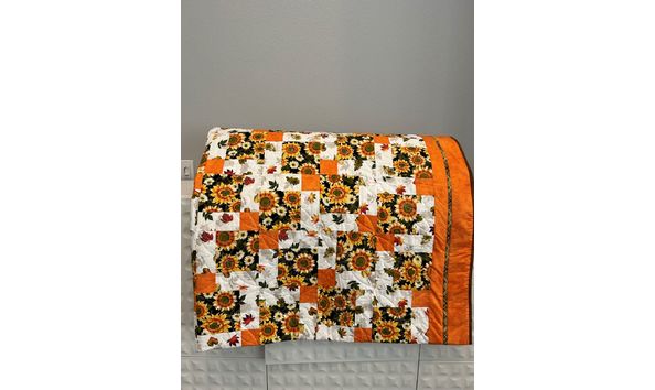 Big image sunflower quilt