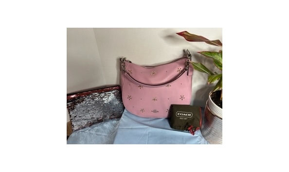 Big image coach purse   pouch back