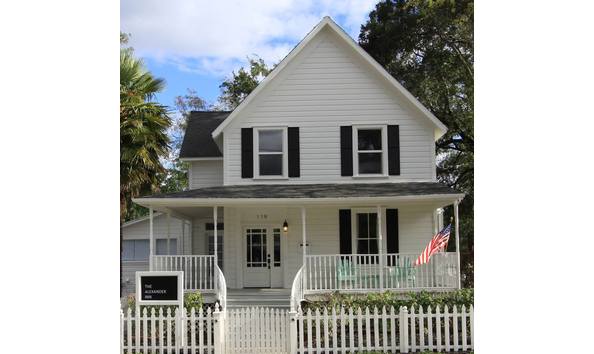 Big image thealexanderinn