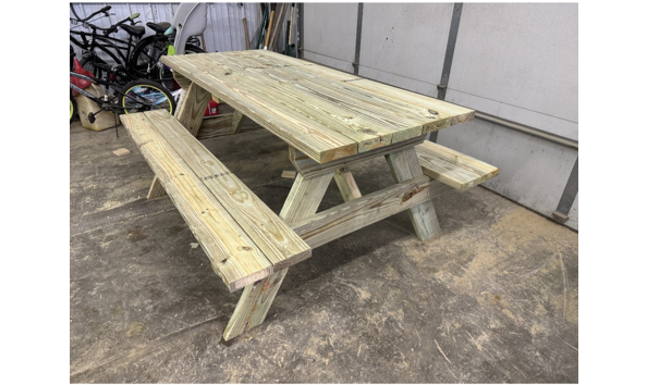 Big image picnictable