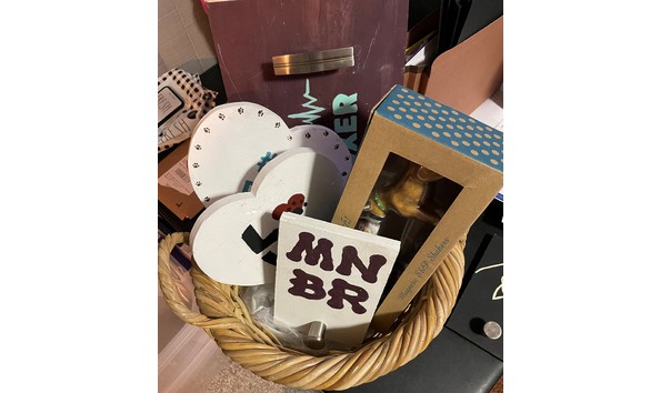 Big image auction 18