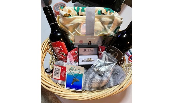 Big image auction 44