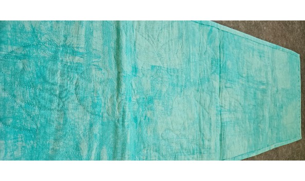 Big image back of jar table runner