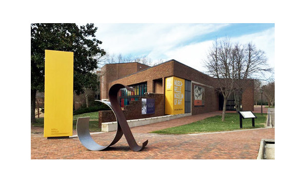 Big image muscarelle set