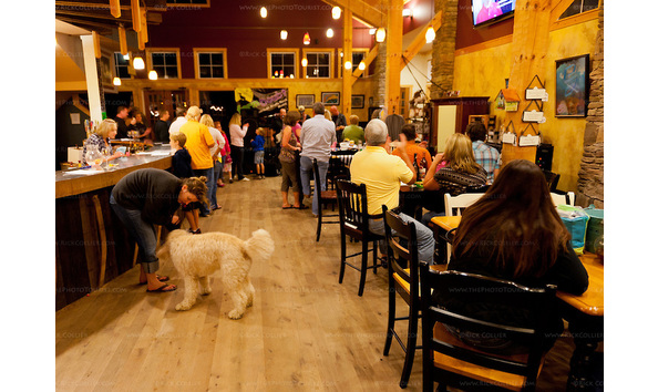 Big image 10 10 02 watching the band barrel oak winery dsc 8086