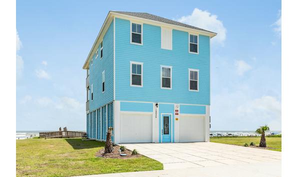 Big image capri house texas jamie hughes 1