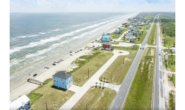 Big image capri house texas jamie hughes 16