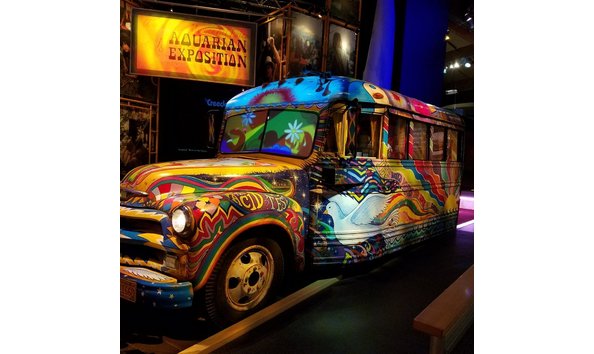 Big image commune bus from nm that