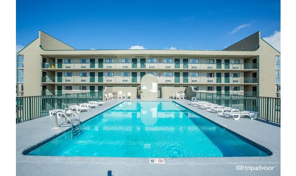 Big image pool  v10389586