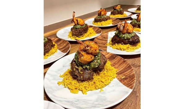 Big image roving restaurant 2