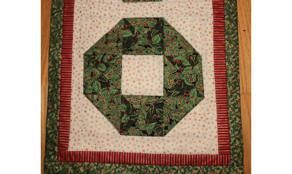 Big image wreath hanging 3   donna rotoloni