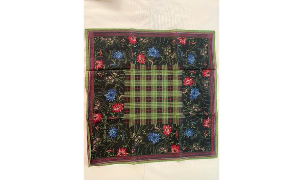 Big image emanuel ungaro scarf   annual auction