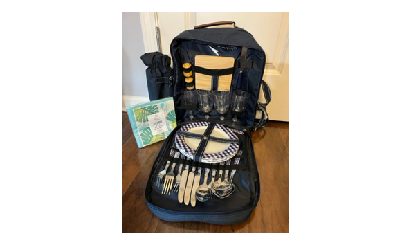 Big image picnic backpack 1   jennifer jablonski