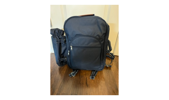 Big image picnic backpack 2   jennifer jablonski