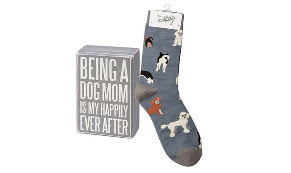Big image box sign   sock set   dog mom   jennifer jablonski