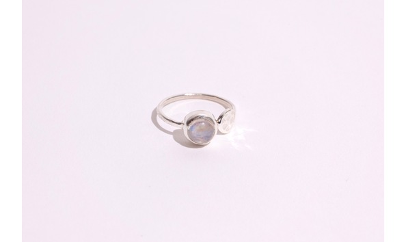 Big image moonstone joelle ring