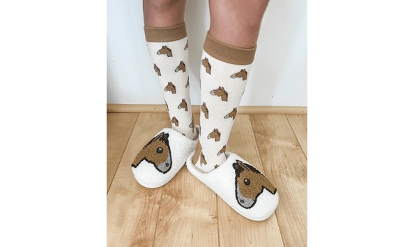 Big image horse head emoji slippers dreamers and schemers socks 30631099400279 720x