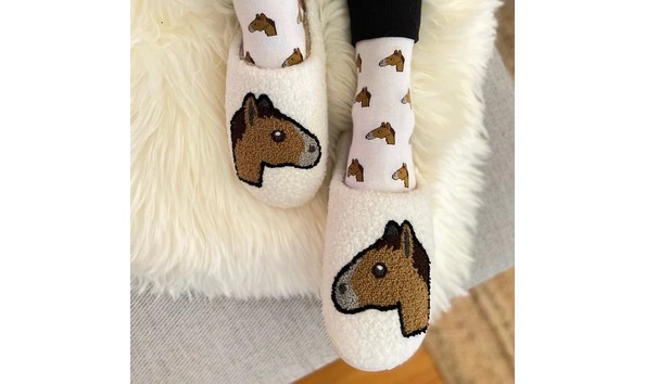 Big image horse head emoji slippers dreamers and schemers socks 29793282261079 720x