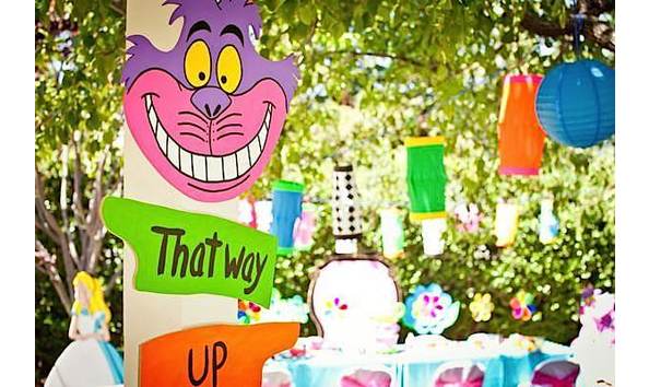 Big image madhatterraphy 2012 44 600x400