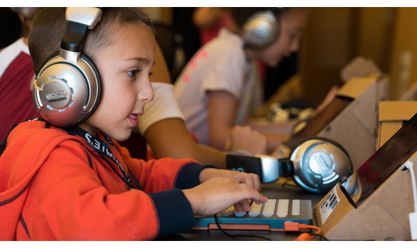 Big image launchpad 9 small