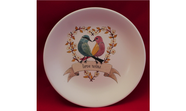 Big image hallmark love wins plate