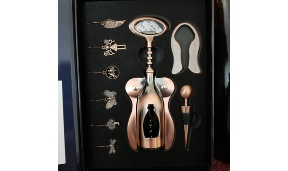 Big image wine   essentials 2