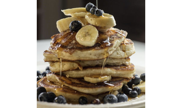 Big image pancakes blueberrt 670x670