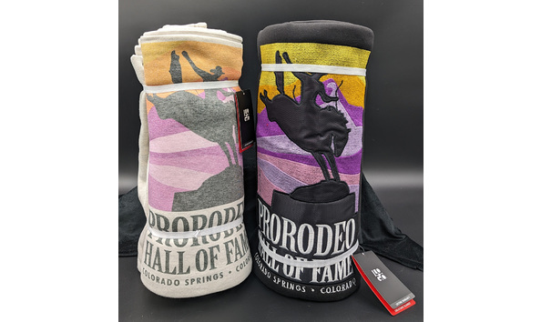 Big image sa  7 logoed blankets