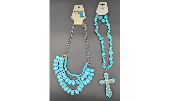 Big image sa  28 turquoise necklaces and earrings
