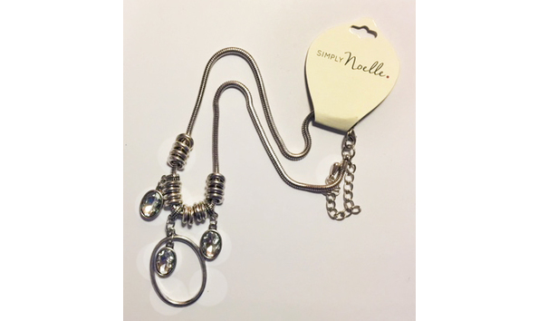 Big image simply noelle white necklace