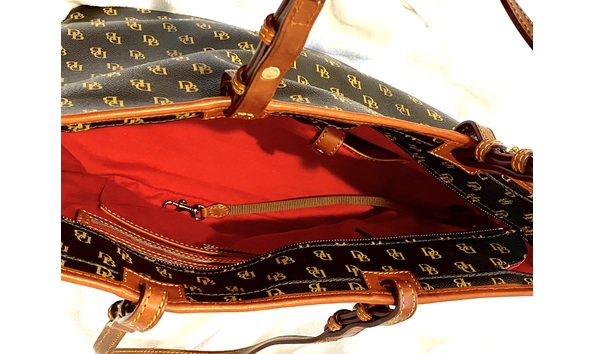 Big image dooney and burke bag2