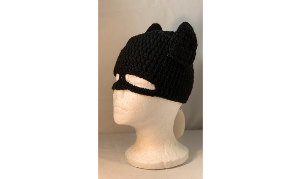 Big image 202304acc007 4   crocheted batman cowl beanie