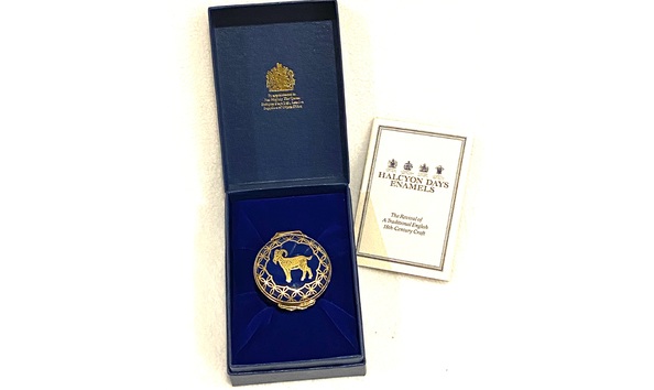 Big image halcyon days enamel snuff box