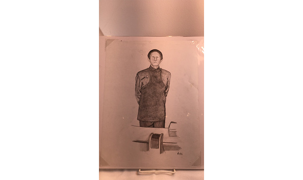 Big image 202206art023   st ds9 odo with arms behind back