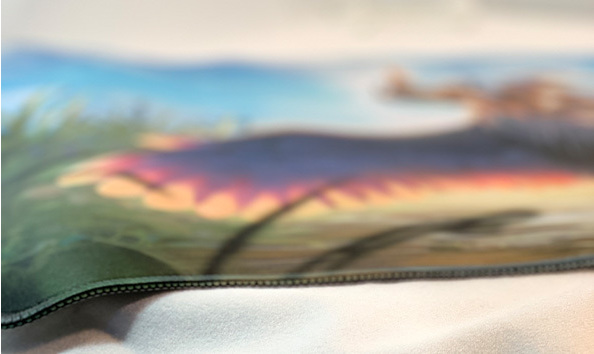 Big image 202209stat007 2   heron hydra entangled deskmat