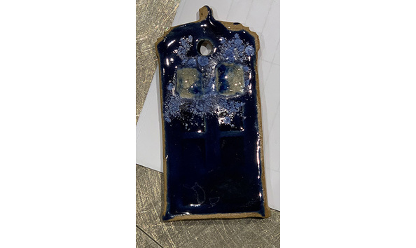 Big image 202301hol001   doctor who ceramic tardis ornament 2 of 2