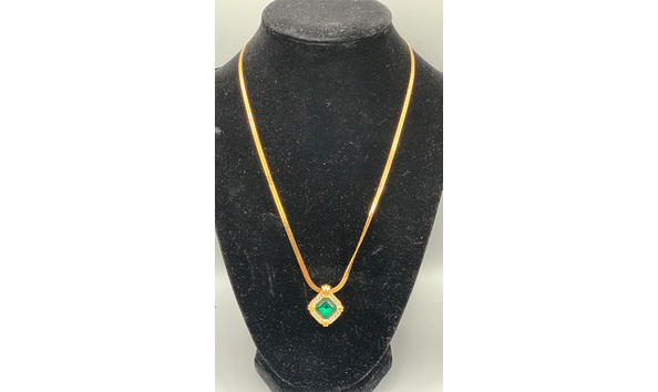 Big image 202306jwy015   avon emerald green diamonte  necklace