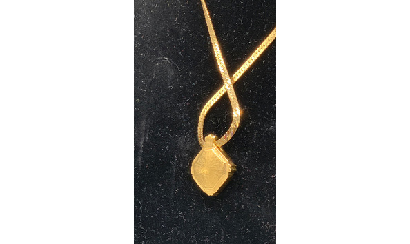 Big image 202306jwy015 5   avon emerald green diamonte  necklace