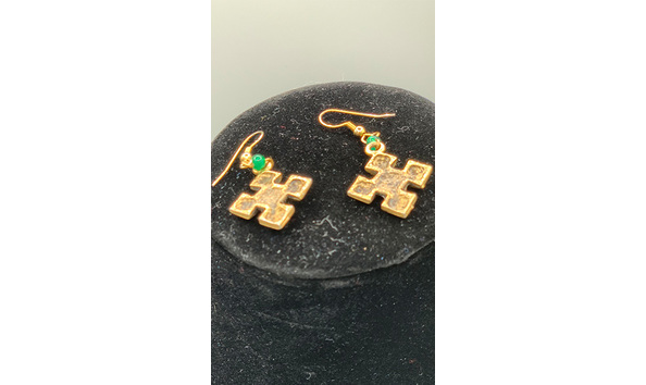 Big image 202306jwy018 3   brass cross   green stones earrings