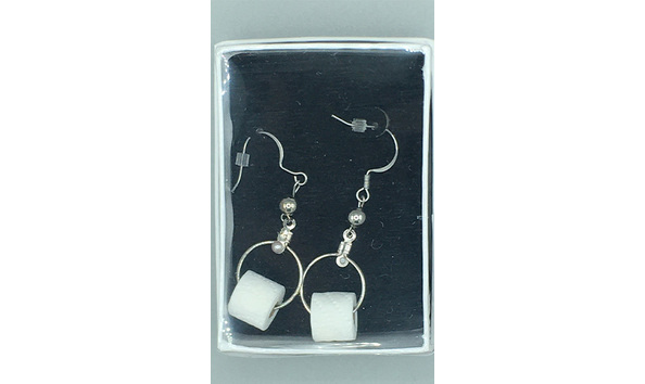 Big image 202108jwy005   hanging toilet paper earrings