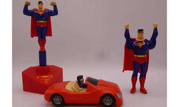 Big image 202105toys001   superman   lois toys