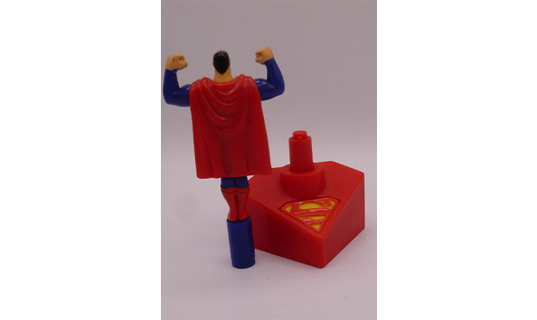 Big image 202105toys001 3   superman   lois toys