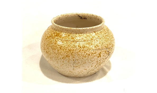 Big image debbie lightsey raku pot  1 3