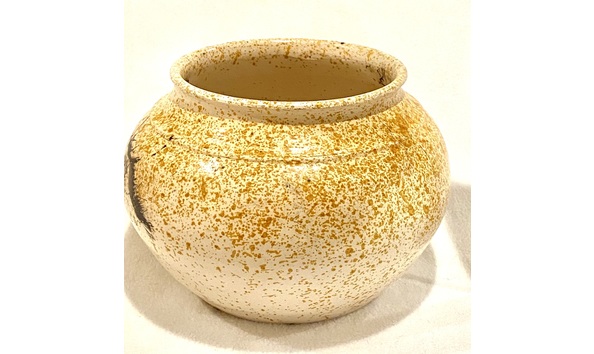 Big image debbie lightsey raku pot  1