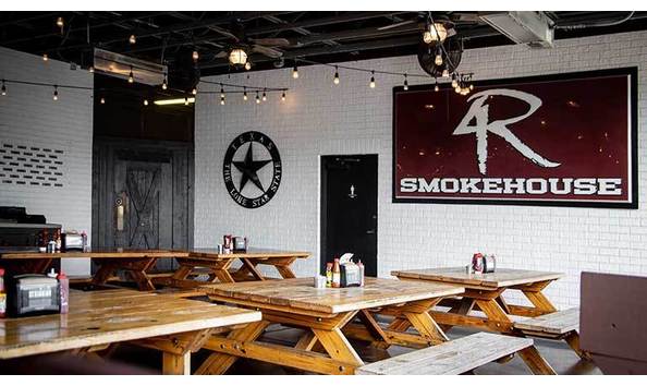 Big image 4 rivers patio 768x432