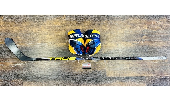 Big image hockey wolf